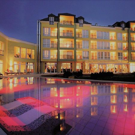 Parkhotel Bad Schallerbach Bagian luar foto