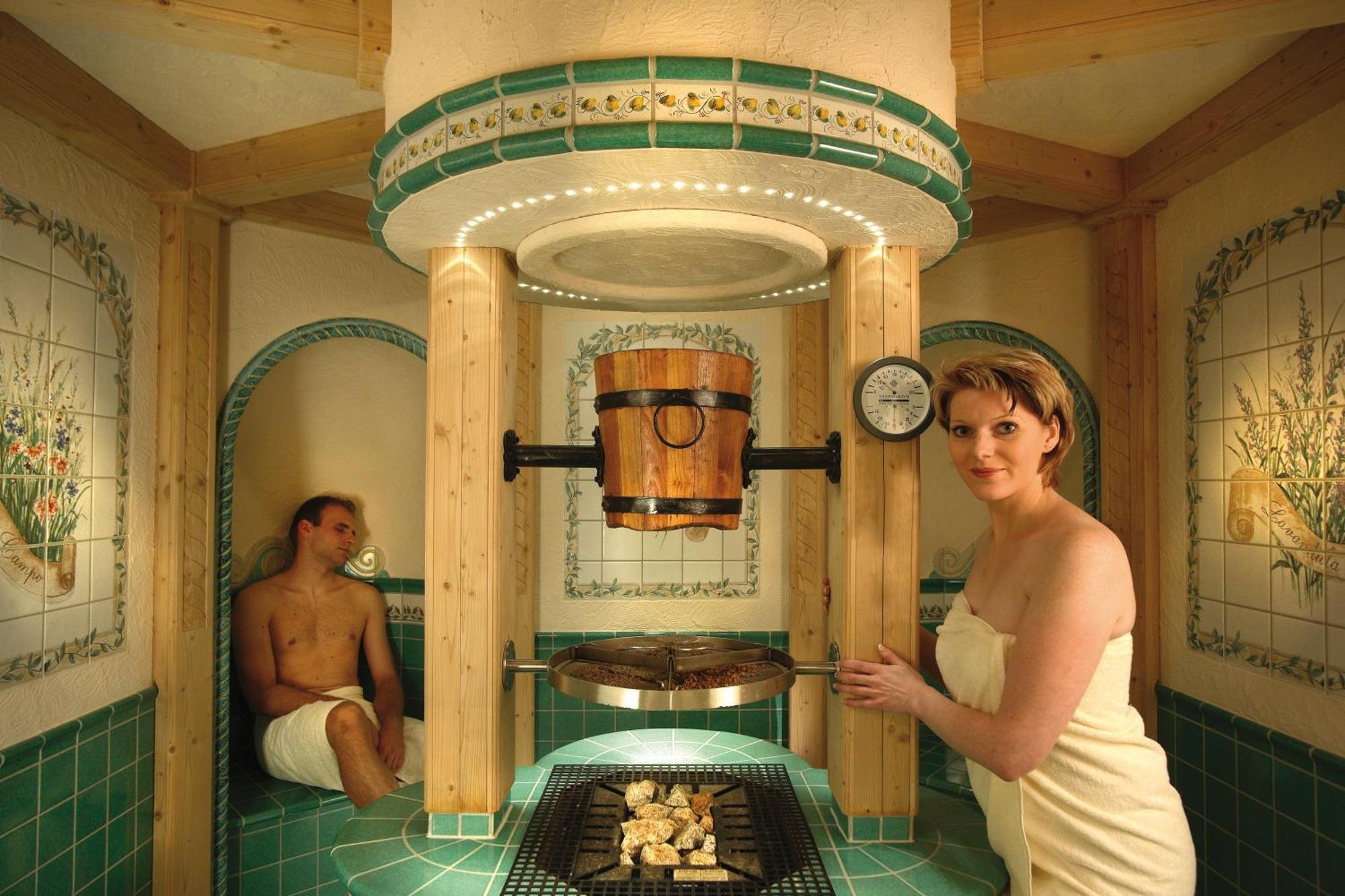 Parkhotel Bad Schallerbach Bagian luar foto