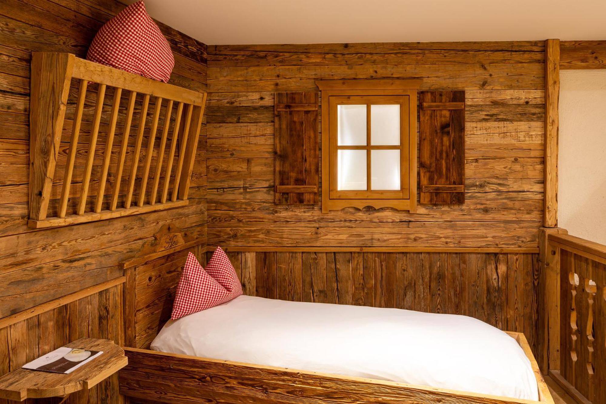 Parkhotel Bad Schallerbach Bagian luar foto